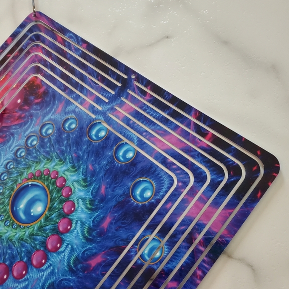 Psychedelic Pattern Double sided 3D Wind Spinner - Picture 5 of 9